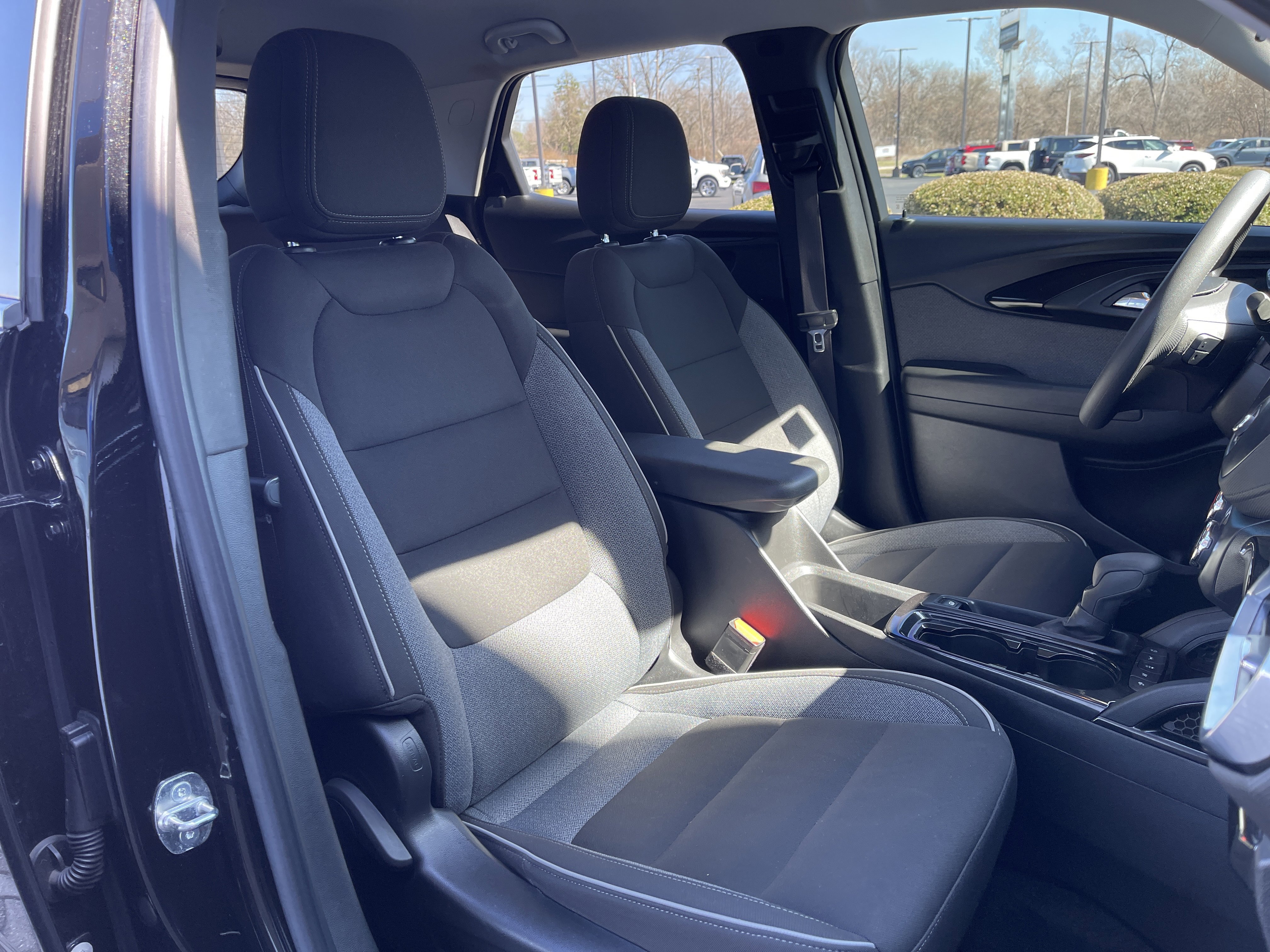 Used 2022 Chevrolet TrailBlazer LT image 34