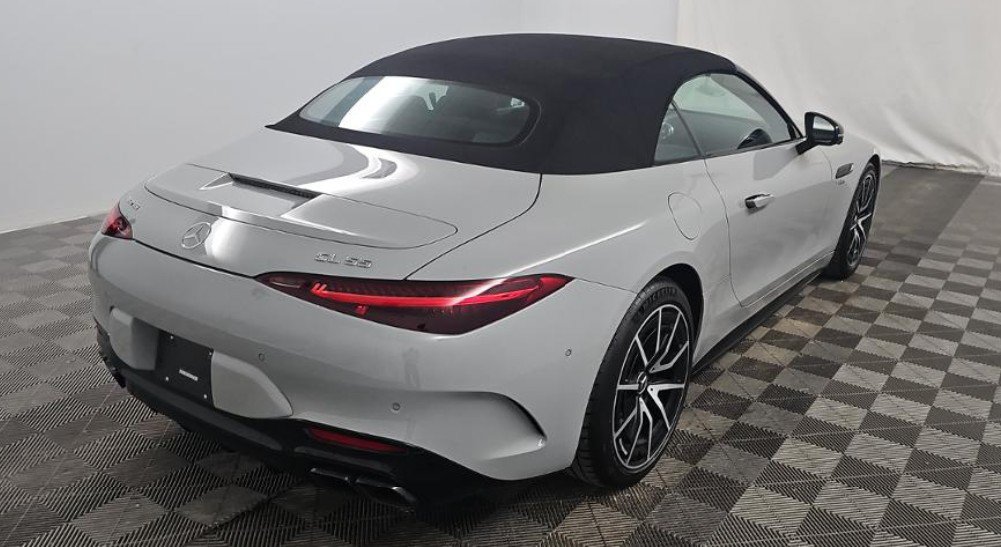 Used 2022 Mercedes-Benz SL 55 AMG 4MATIC image 2