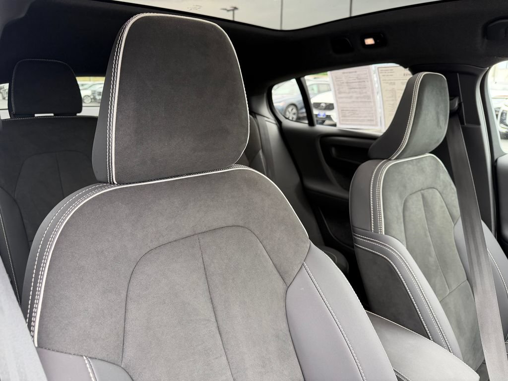 Used 2023 Volvo C40 P8 Recharge Ultimate w/ Protection Package Premier AWD/4WD image 16