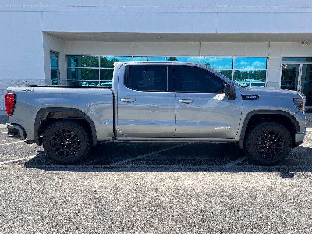 Used 2024 GMC Sierra 1500 Elevation AWD/4WD image 3