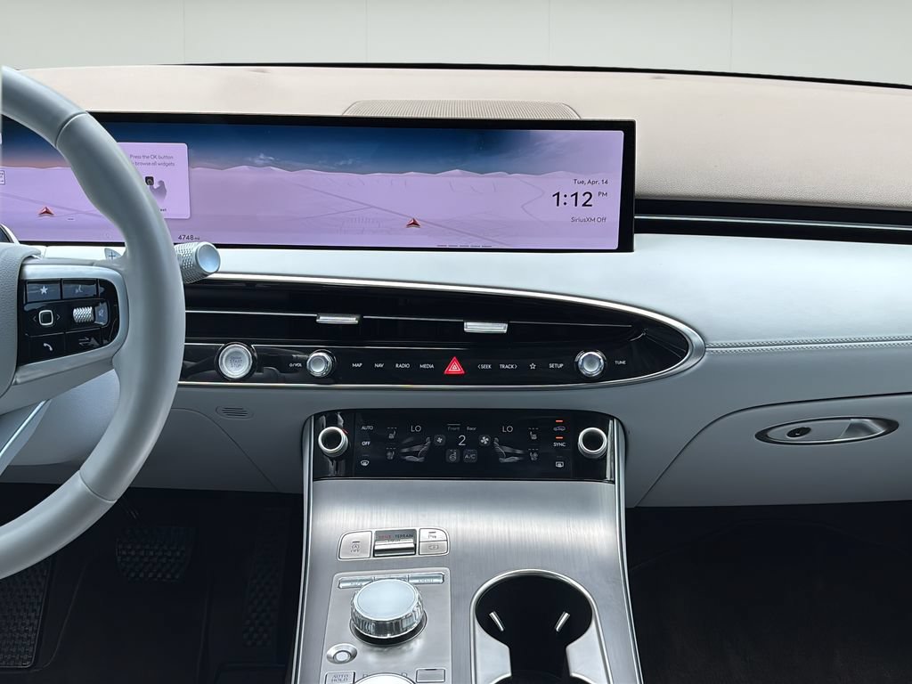 Certified 2026 Genesis GV70 2.5T Advanced AWD/4WD image 18