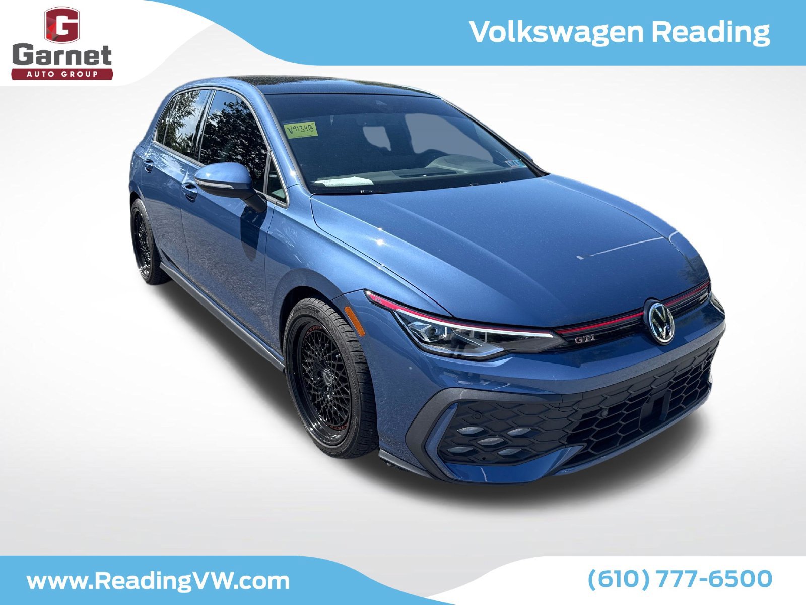 Used 2025 Volkswagen GTI SE FWD image 7
