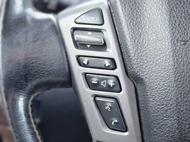 Used 2019 Nissan Titan Platinum Reserve w/ Platinum Utility Package image 17