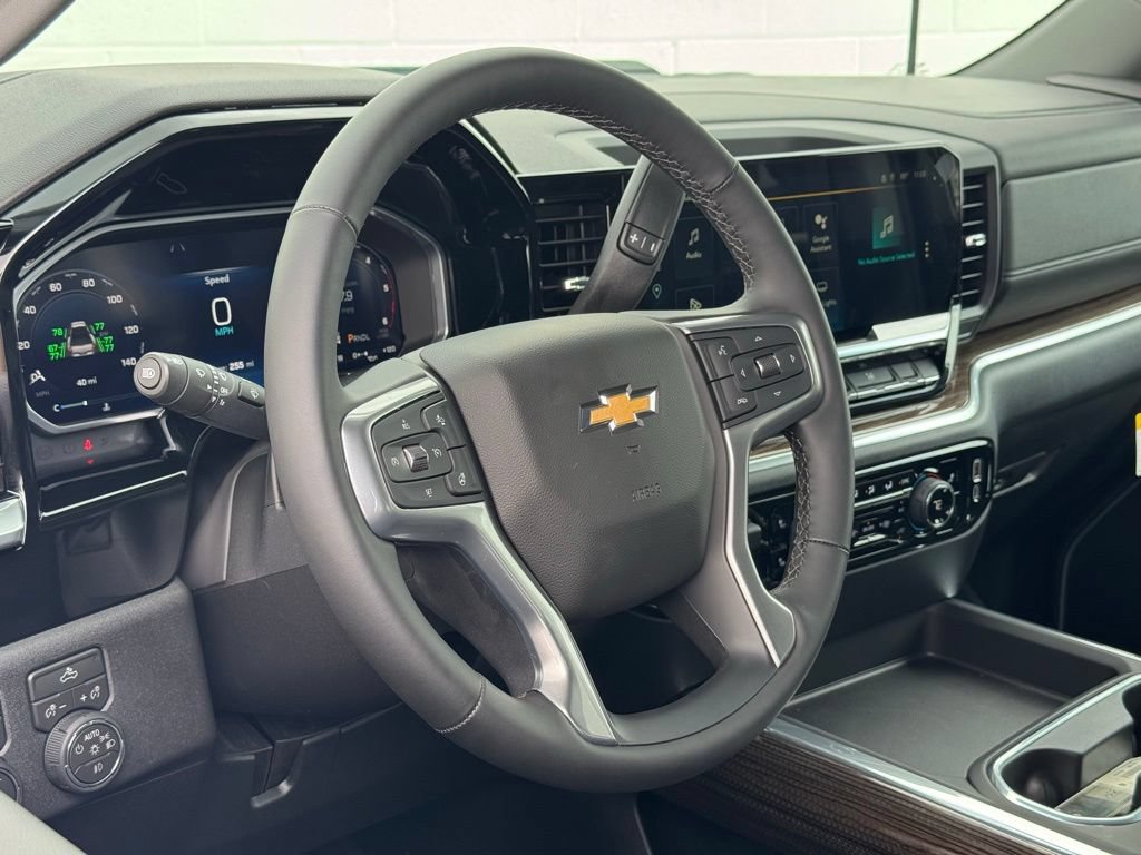 Used 2026 Chevrolet Silverado 3500 LT w/ Convenience Package AWD/4WD image 17