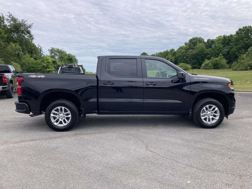 New 2026 Chevrolet Silverado 1500 RST w/ Convenience Package II AWD/4WD image 2