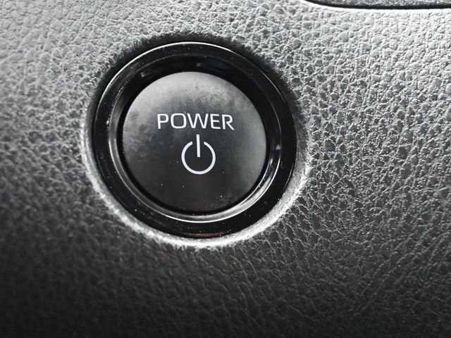 Used 2025 Toyota Camry SE FWD image 24