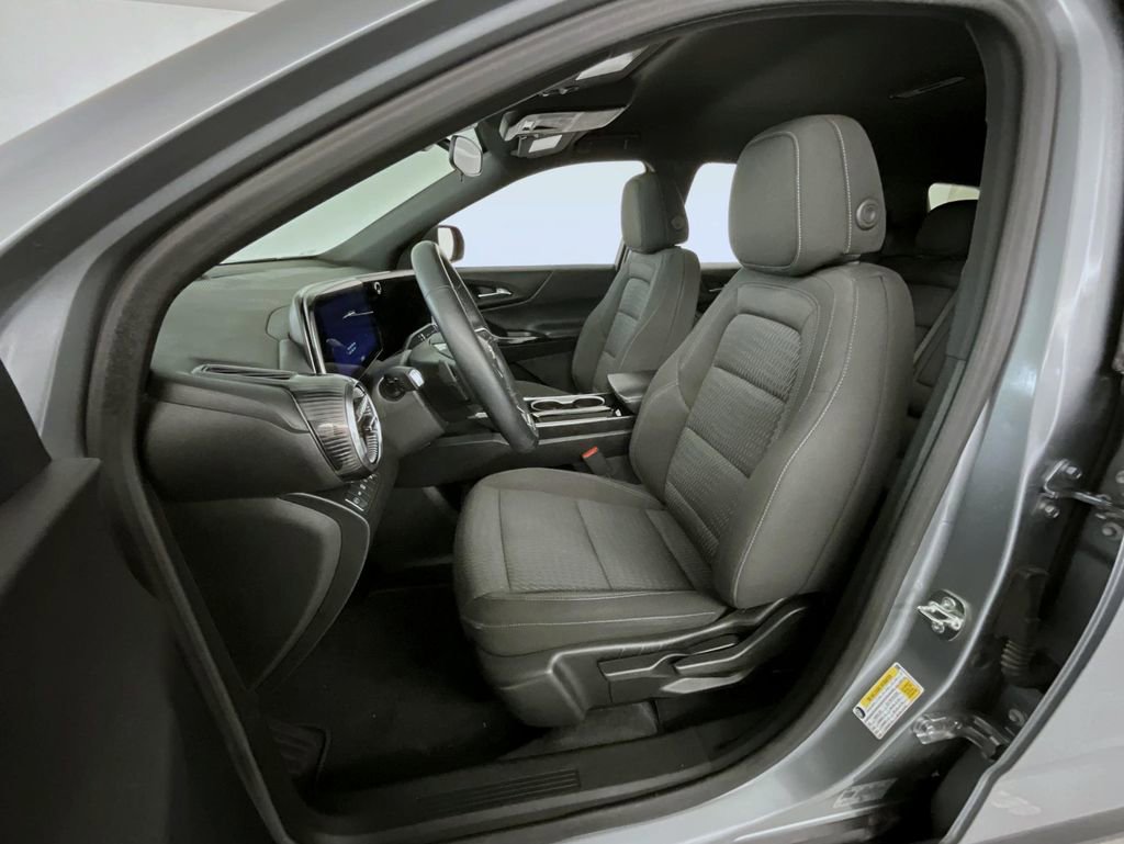 Certified 2025 Chevrolet Equinox LT image 10