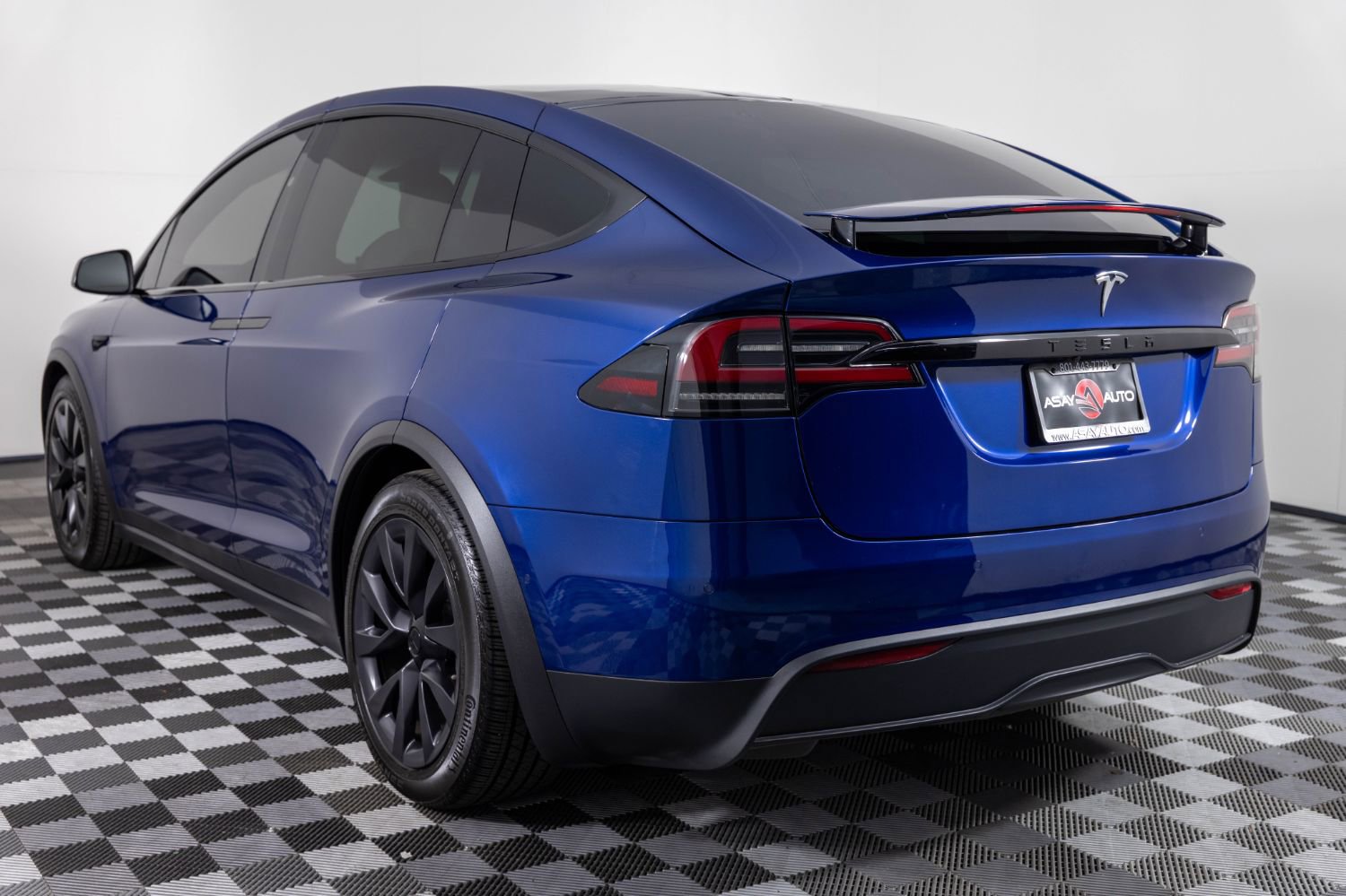 Used 2023 Tesla Model X image 5
