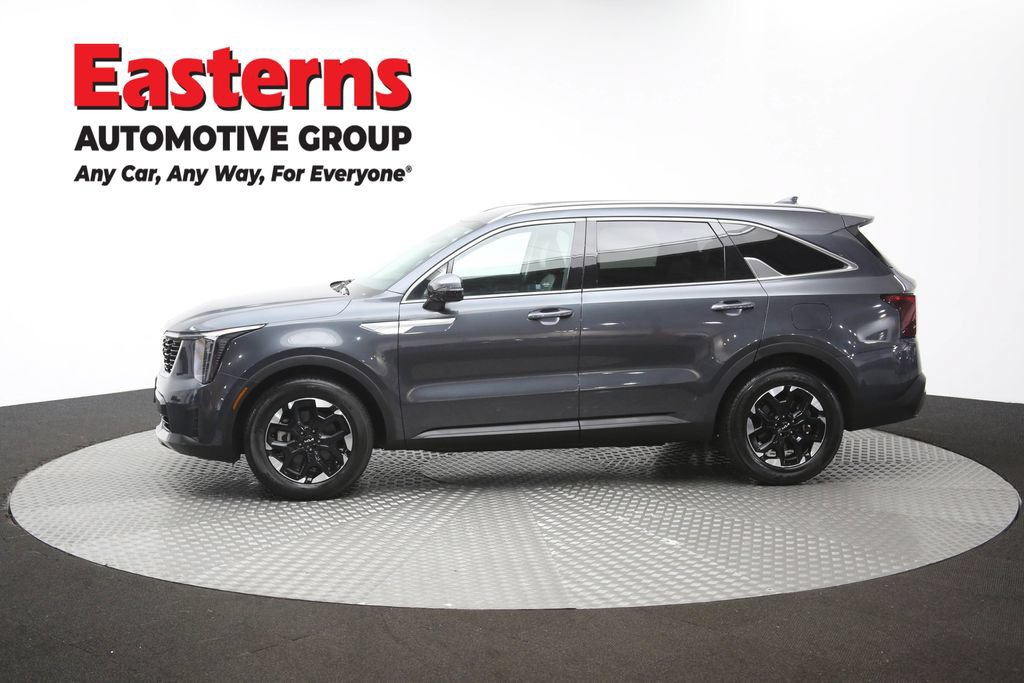 Used 2024 Kia Sorento S FWD image 61