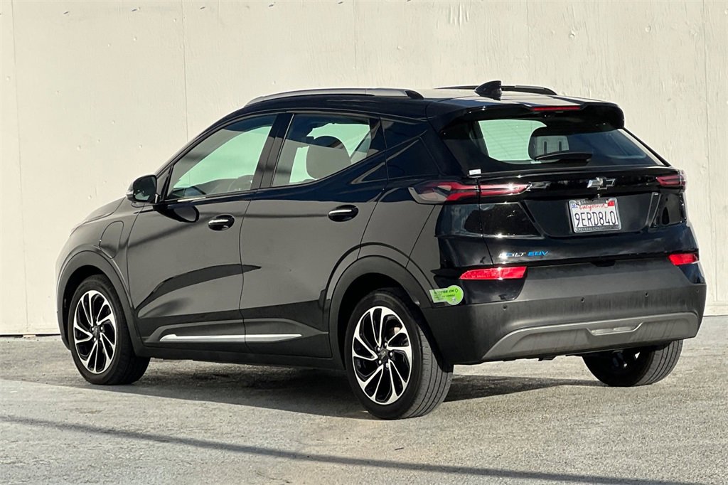 Used 2023 Chevrolet Bolt EUV Premier w/ Sun & Sound Package image 6