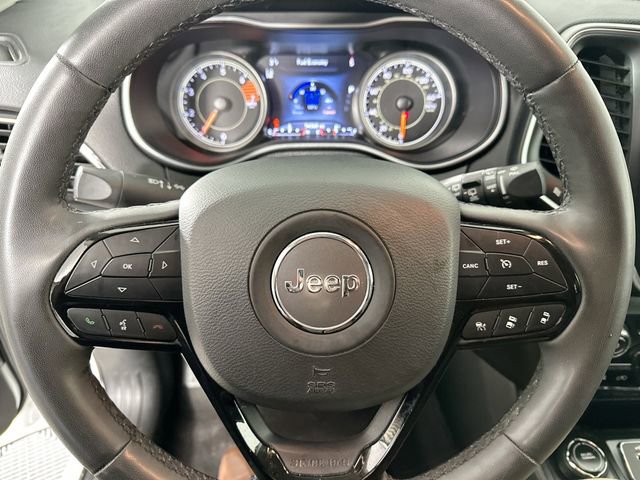 Used 2023 Jeep Cherokee Altitude Lux image 21