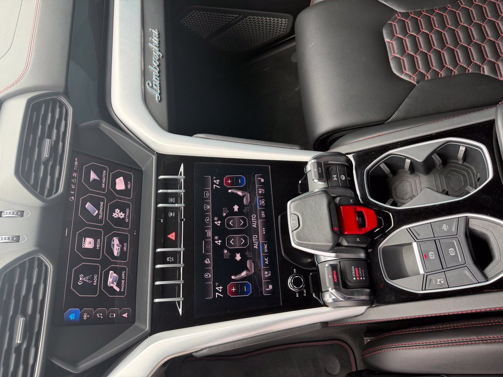 Used 2019 Lamborghini Urus AWD/4WD image 19