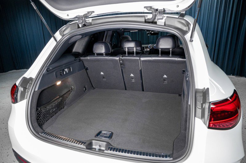 New 2026 Mercedes-Benz GLC 300 4MATIC image 6