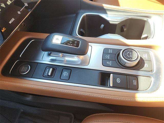 Used 2024 INFINITI QX60 Sensory w/ Cargo Package image 15