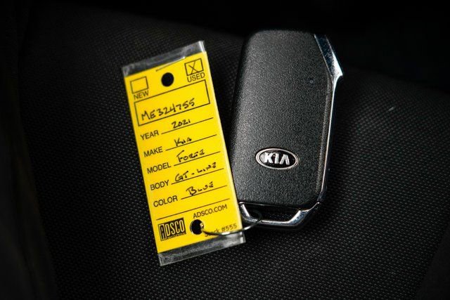 Used 2021 Kia Forte GT-Line image 34