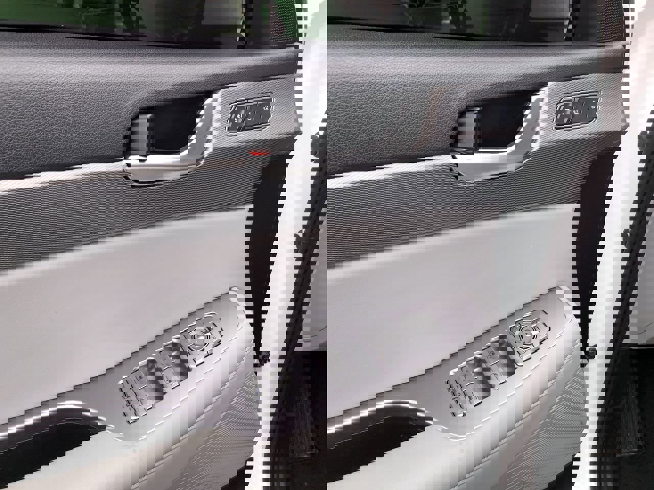 Used 2021 Hyundai Palisade SEL w/ Premium Package image 14