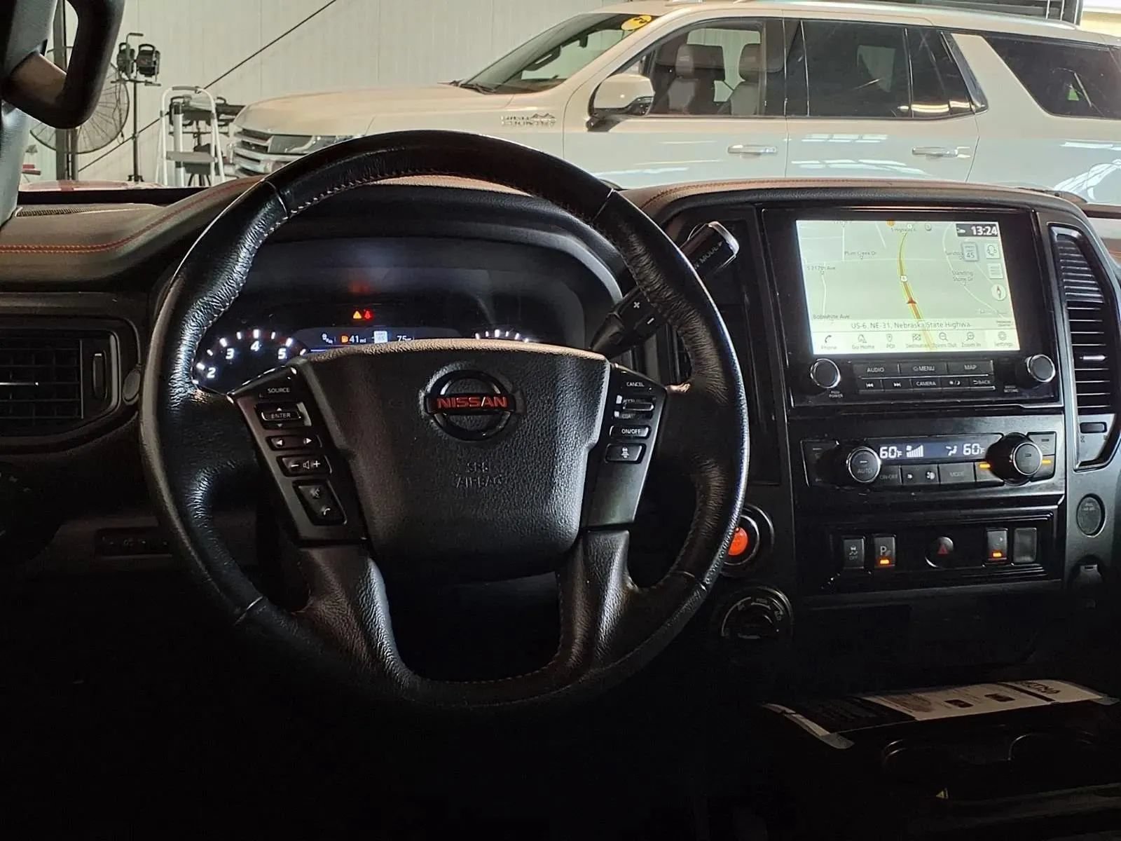 Used 2022 Nissan Titan PRO-4X w/ Off Road Protection Package AWD/4WD image 14