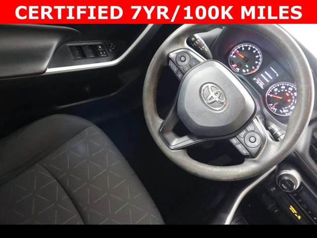Used 2021 Toyota RAV4 XLE w/ Convenience Package image 17