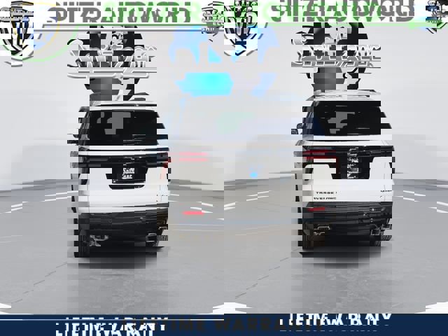 New 2026 Chevrolet Traverse LT w/ Midnight/Sport Edition image 7