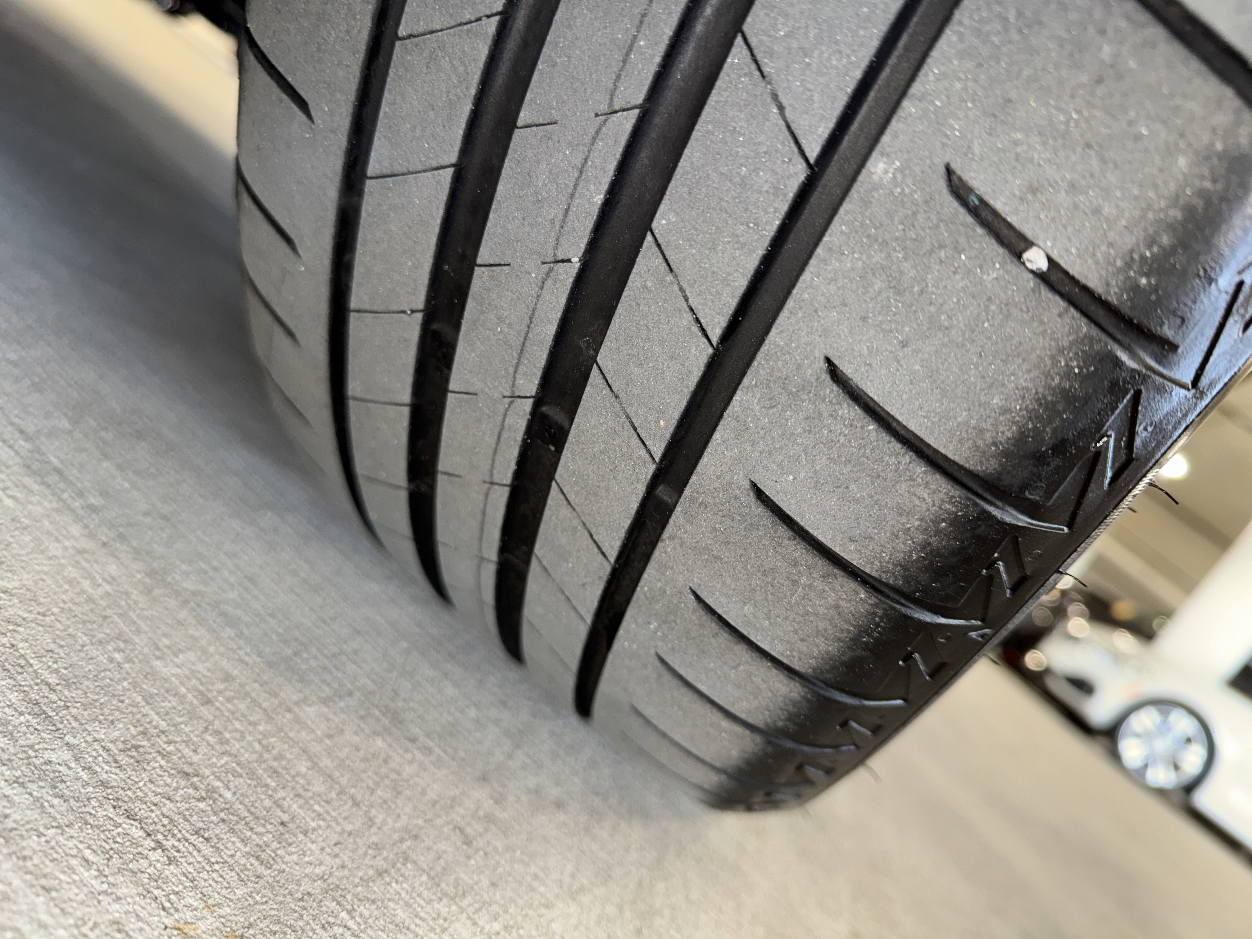 Certified 2023 BMW i4 eDrive35 image 31