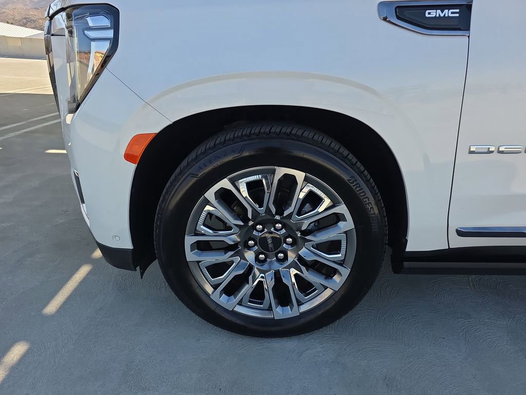 Used 2024 GMC Yukon Denali Ultimate image 34