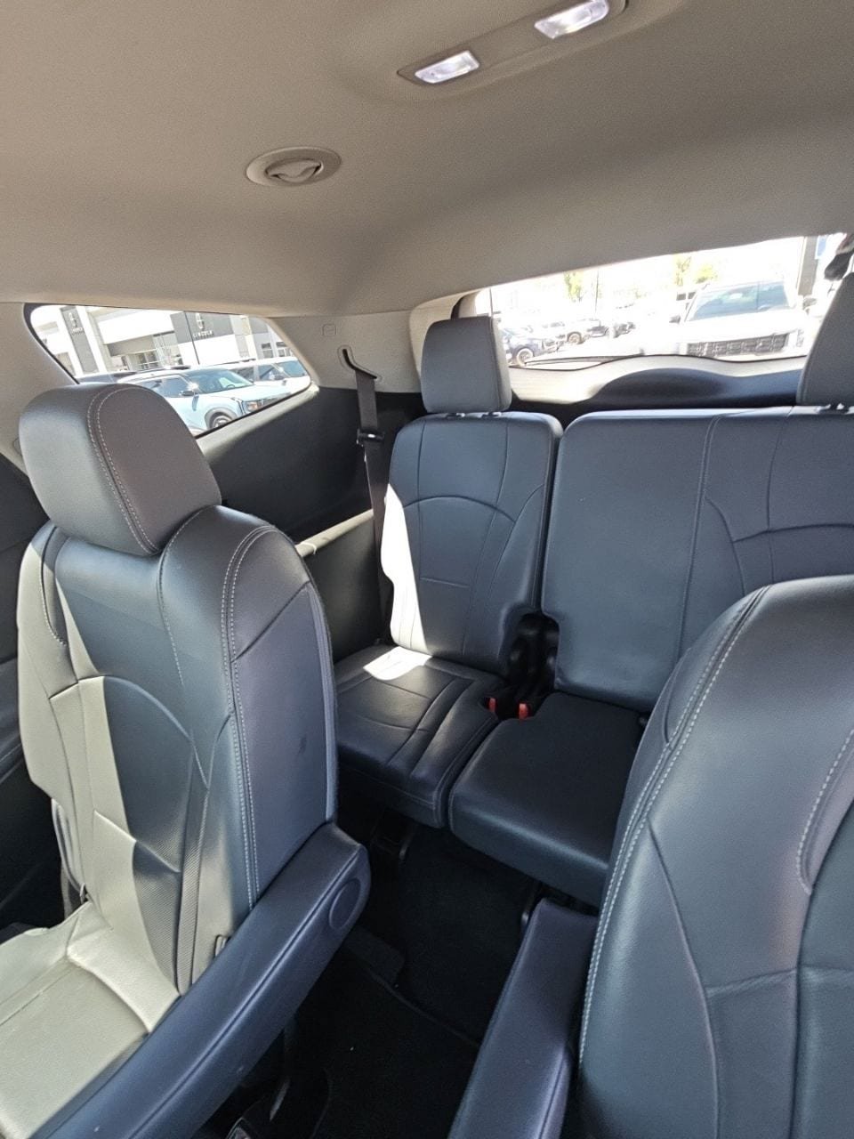 Used 2019 Buick Enclave Essence FWD image 14