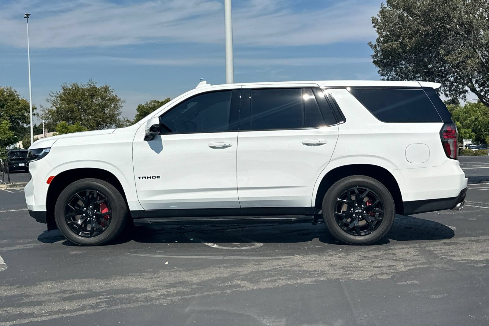 Used 2023 Chevrolet Tahoe RST w/ RST Performance Edition AWD/4WD image 7