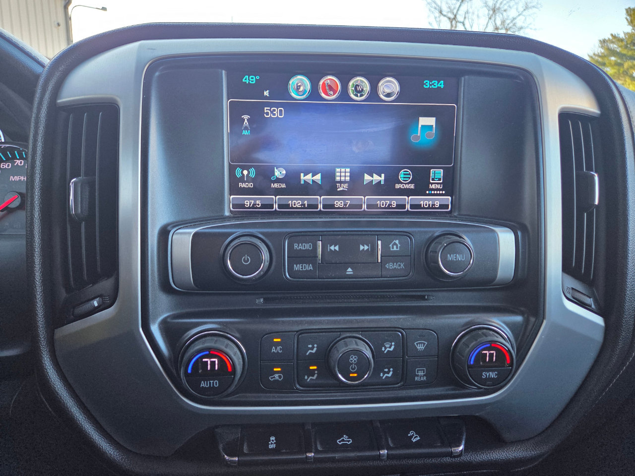 Used 2017 GMC Sierra 1500 SLE w/ SLE Value Package image 15