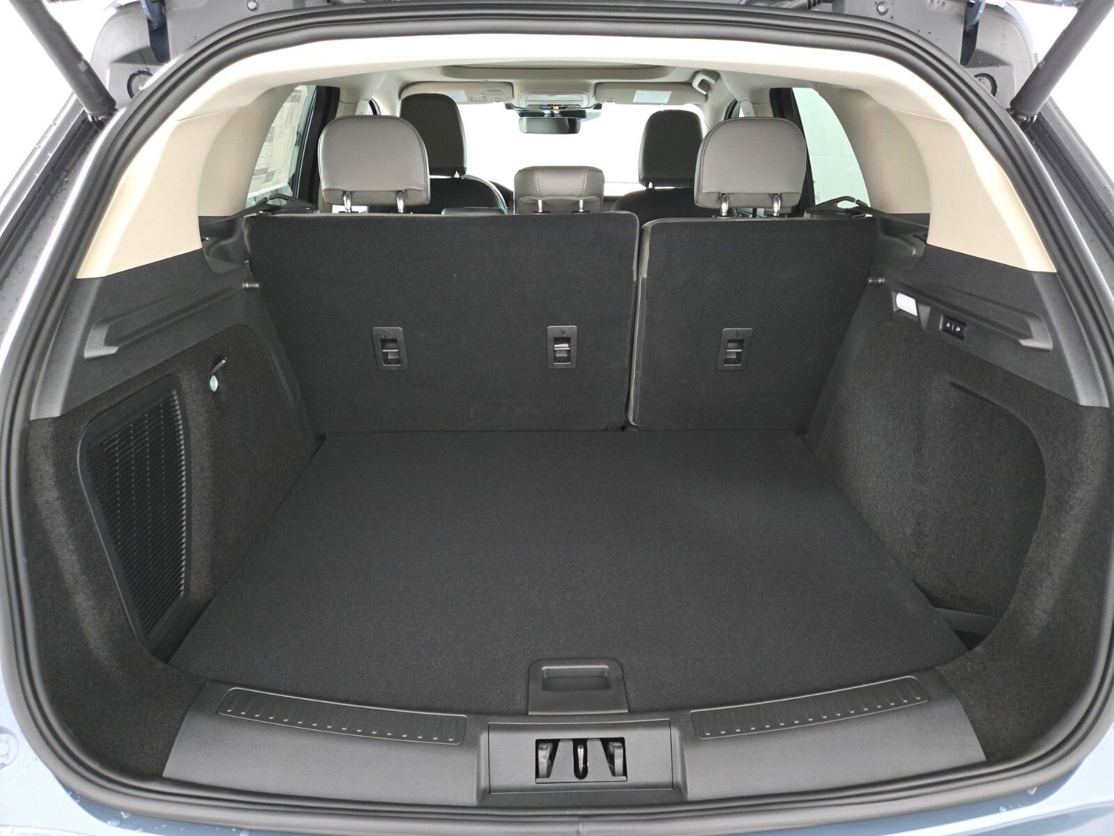 New 2026 Lincoln Corsair Reserve w/ Jet Appearance Package image 17