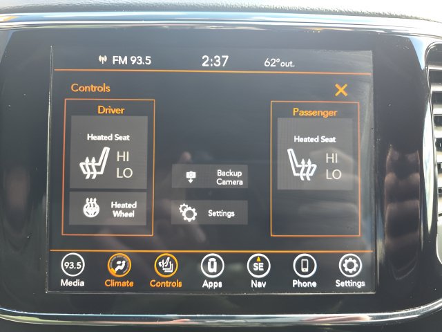 Certified 2021 Jeep Grand Cherokee Laredo X AWD/4WD image 20