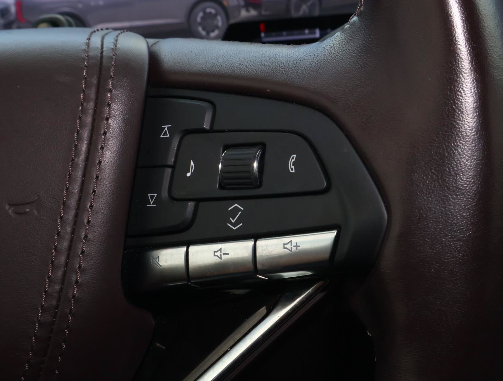 Used 2024 Cadillac Escalade Sport Platinum AWD/4WD image 36