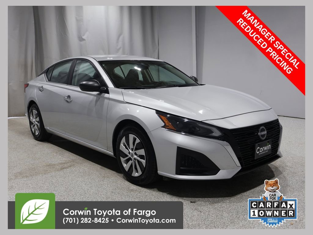 Used 2024 Nissan Altima 2.5 S image 1