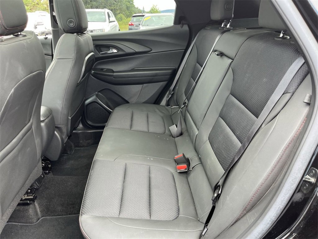 Certified 2023 Chevrolet TrailBlazer RS w/ Sun and Liftgate Package image 25
