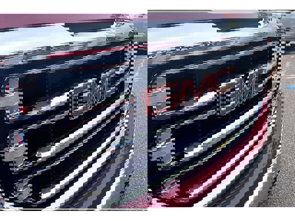 Used 2018 GMC Sierra 1500 SLT image 32