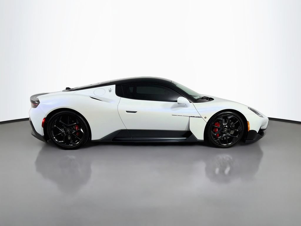 Used 2022 Maserati MC20 Coupe RWD image 4