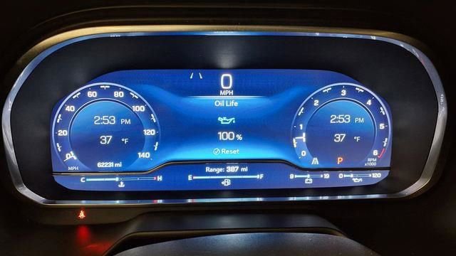 Used 2023 Chevrolet Suburban Premier image 36