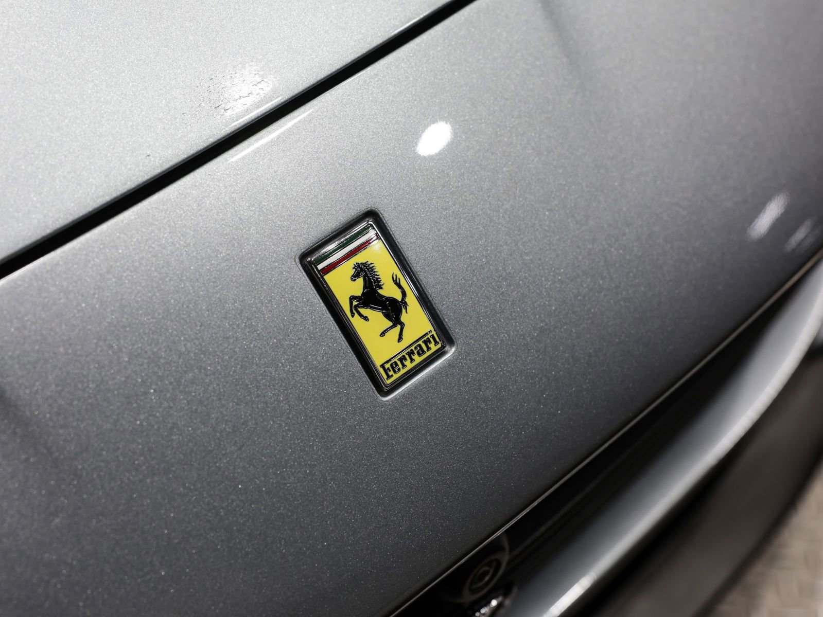 Used 2019 Ferrari Portofino image 27