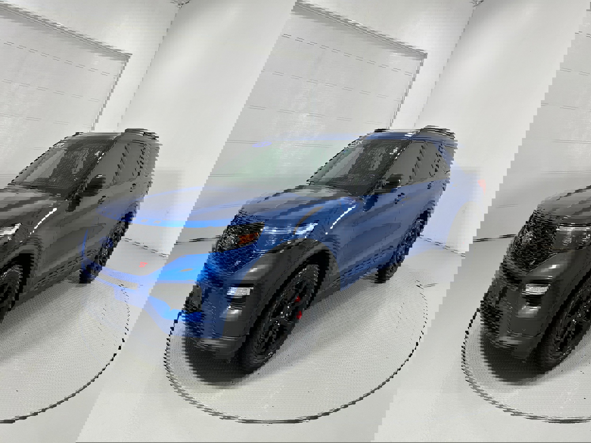 Used 2020 Ford Explorer ST w/ ST Street Pack image 20