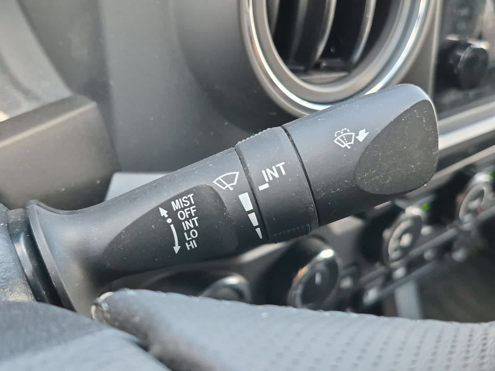 Used 2019 Toyota Tacoma TRD Off-Road AWD/4WD image 25