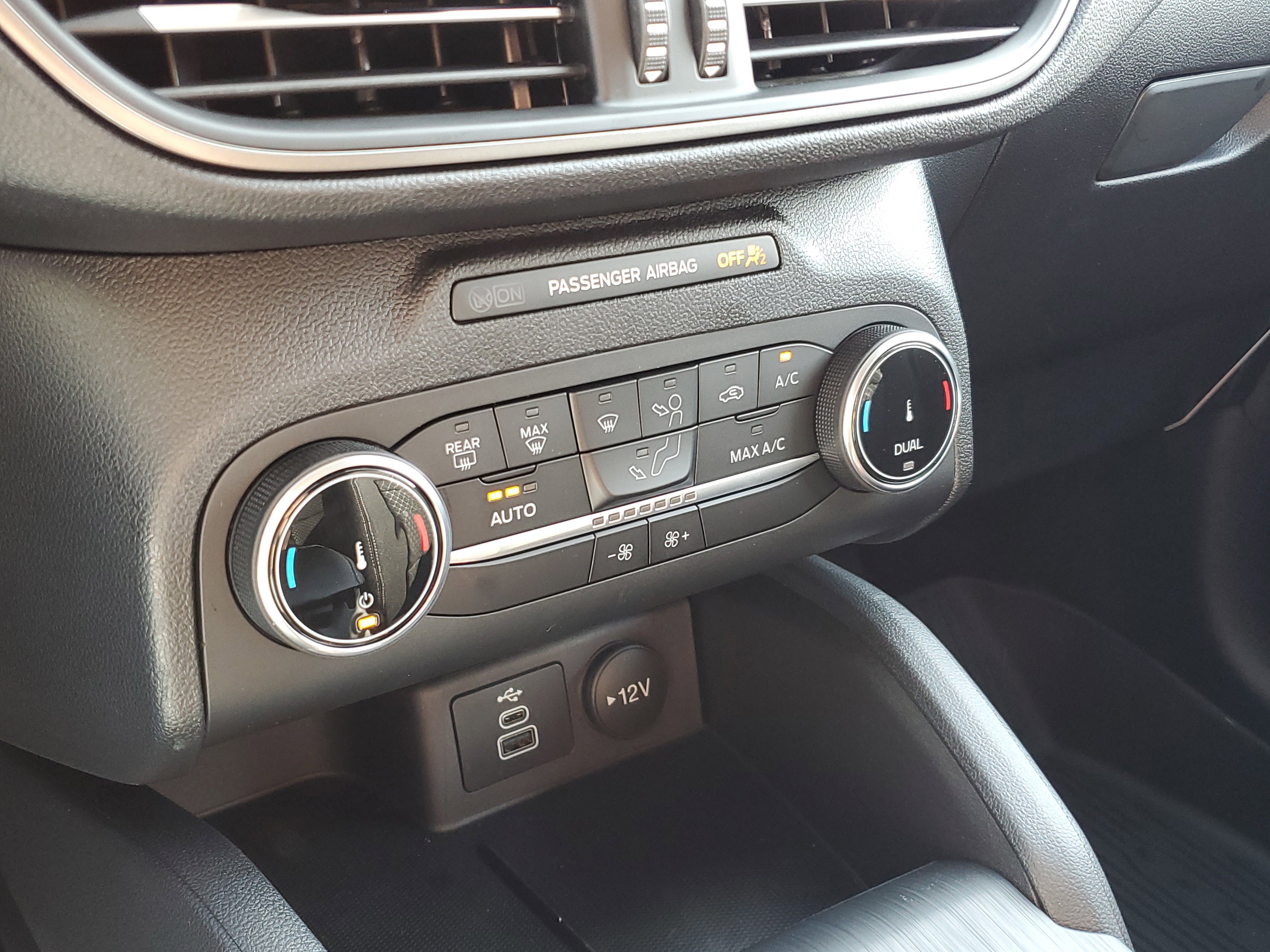 New 2025 Ford Escape Active image 28