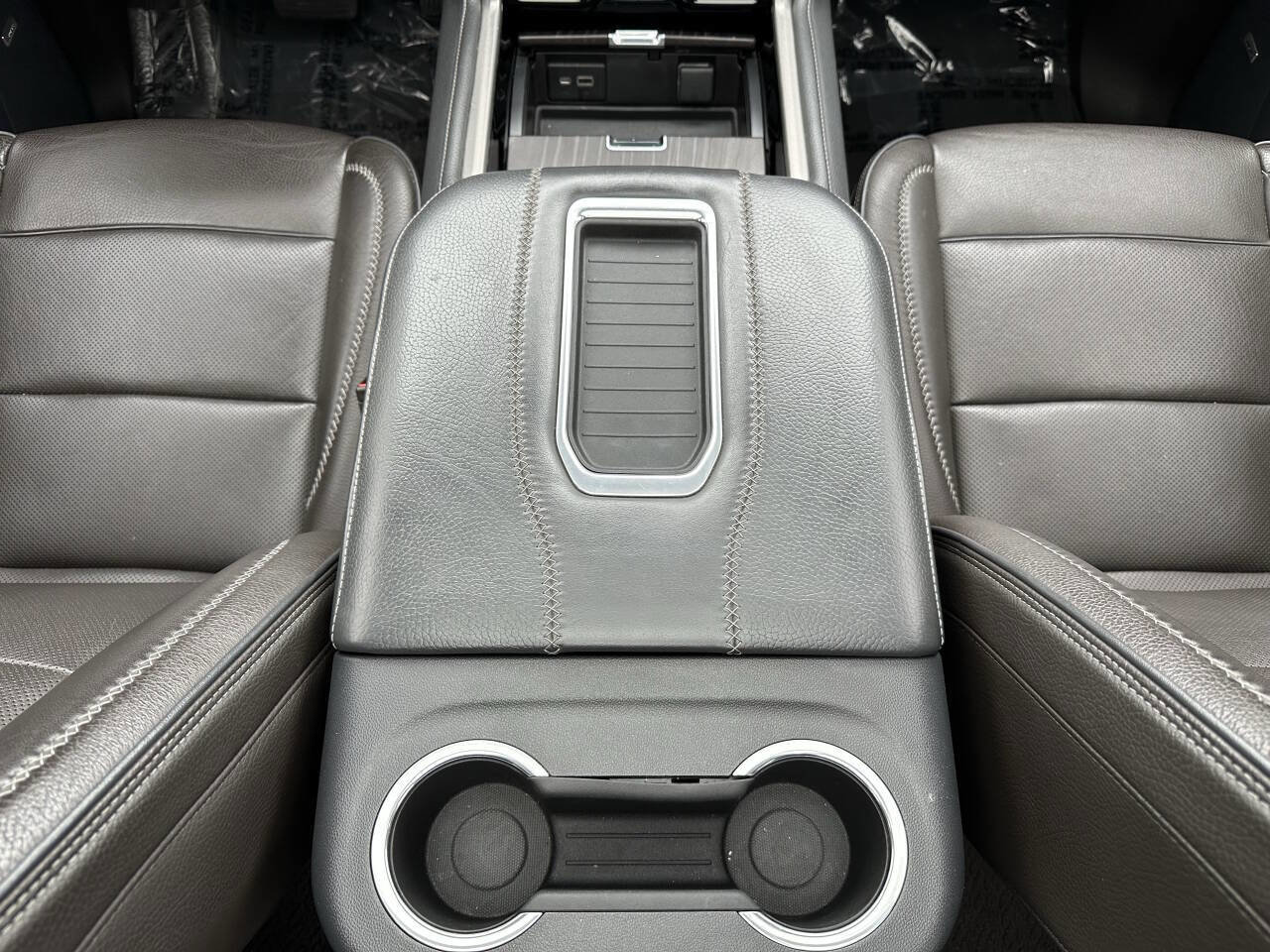 Used 2021 GMC Yukon Denali w/ Denali Premium Package image 20