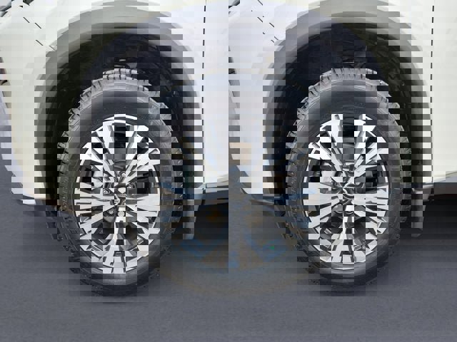 Used 2021 Nissan Rogue SV image 14