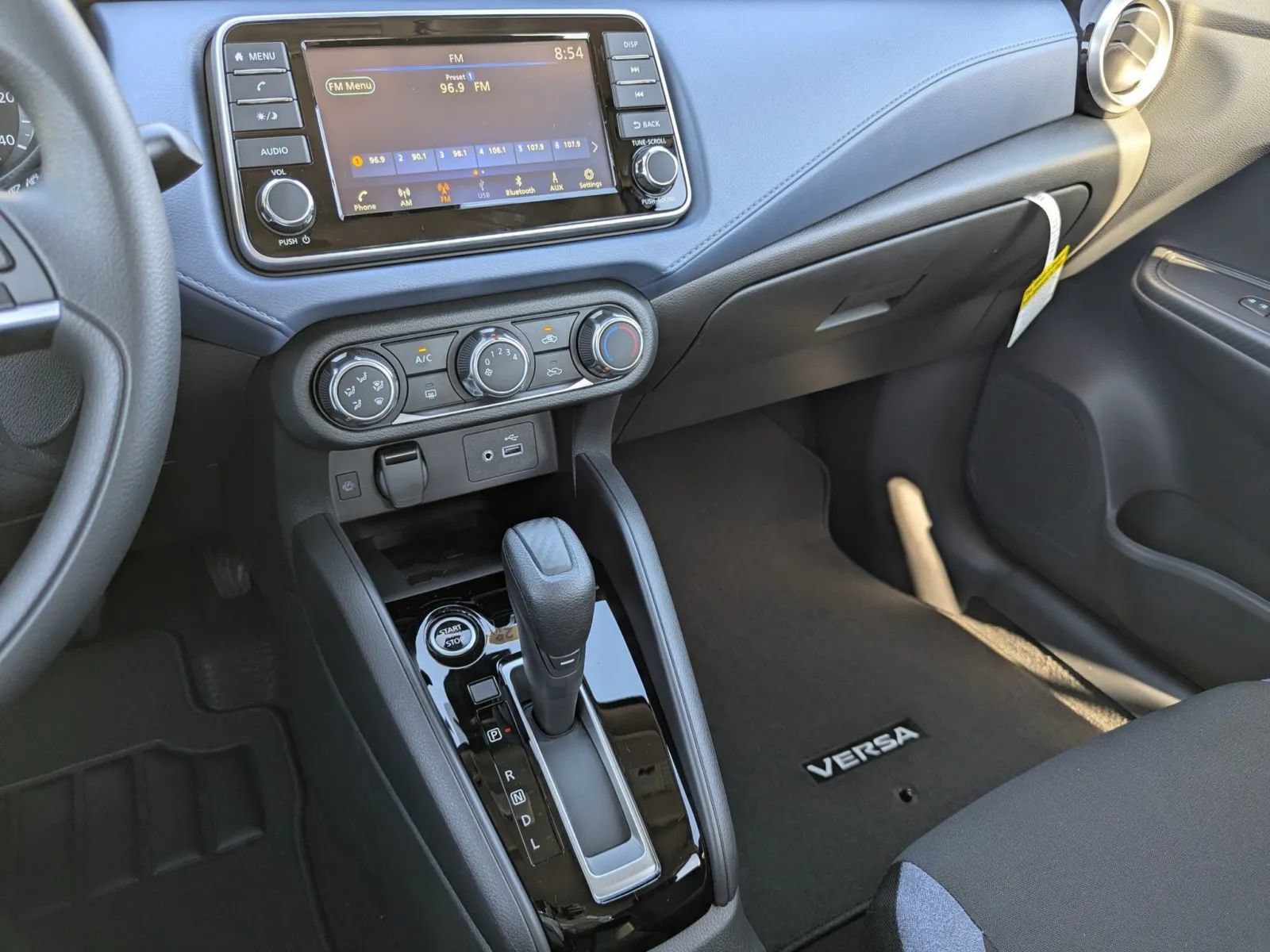 New 2025 Nissan Versa SV w/ Trunk Package FWD image 20