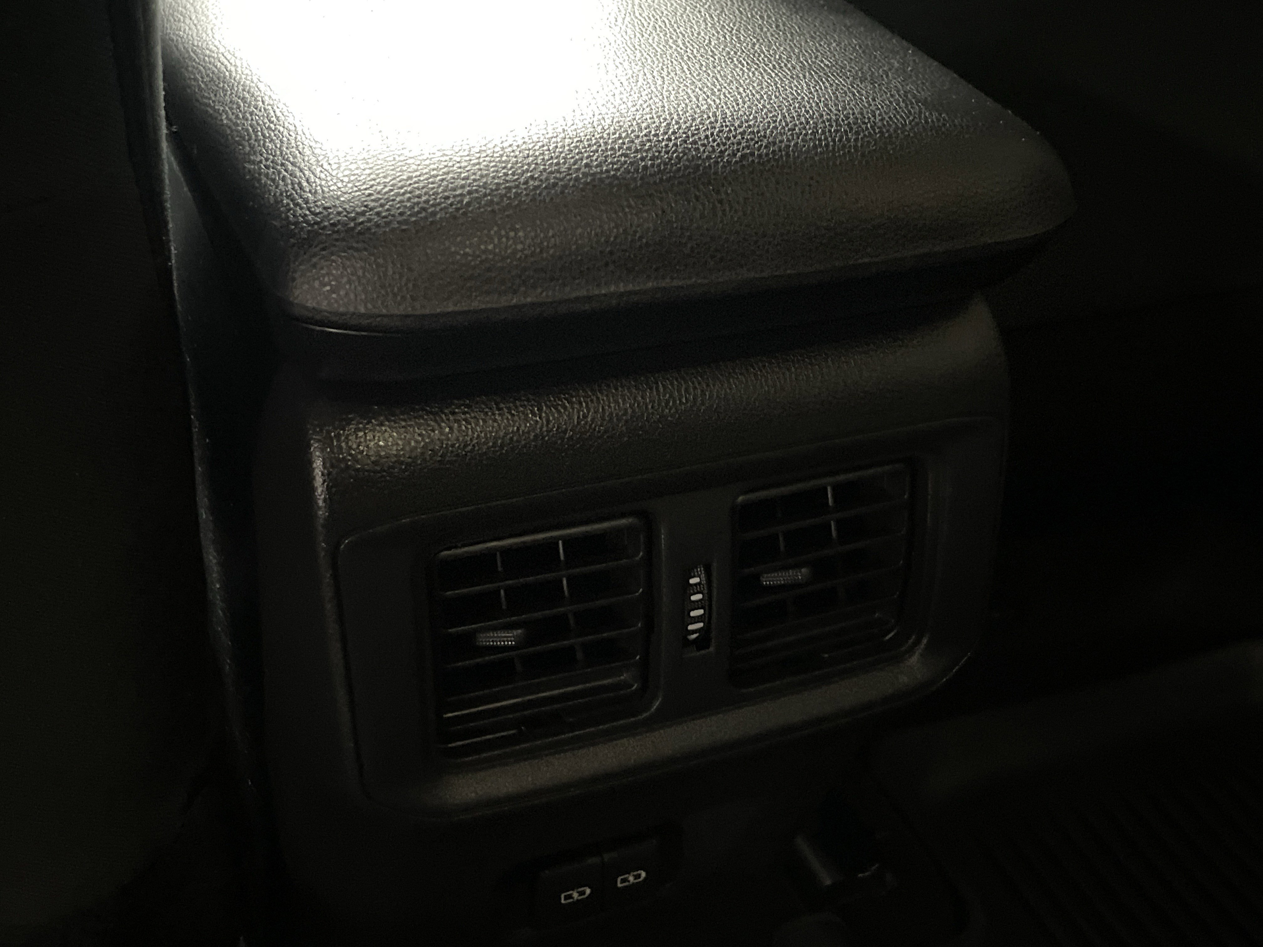 Used 2023 Toyota RAV4 XLE w/ Convenience Package FWD image 29