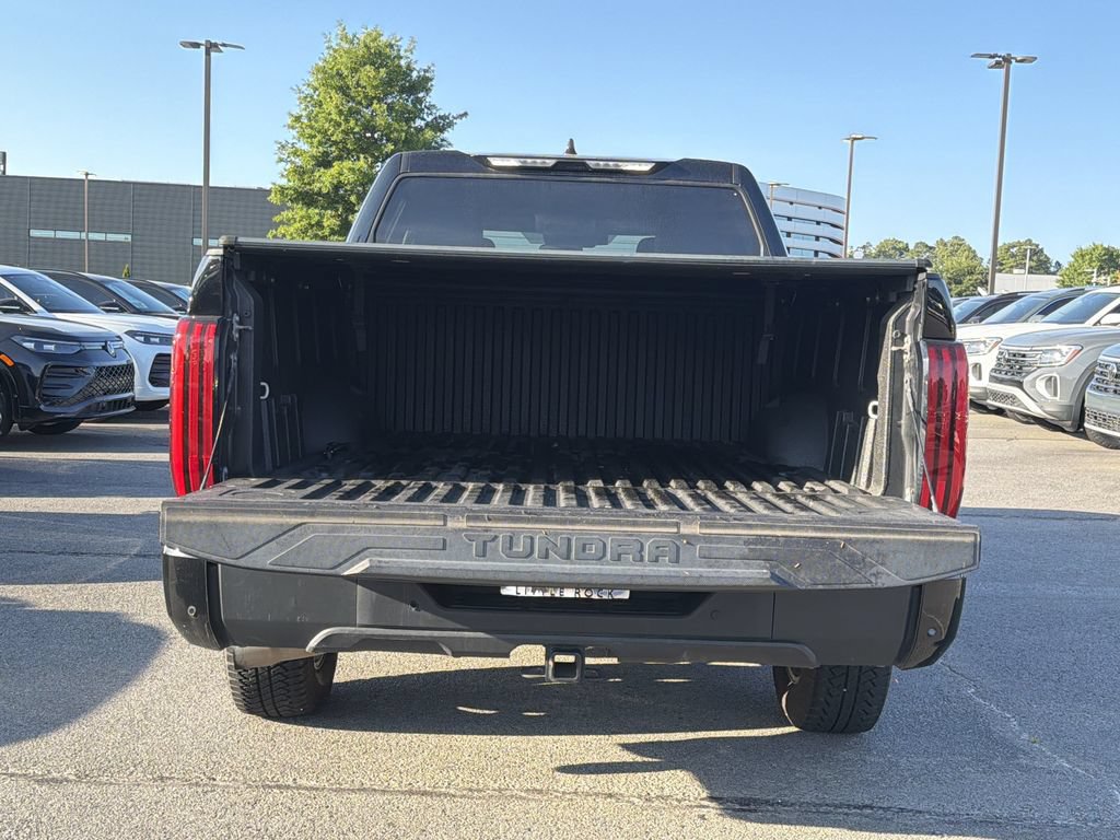 Used 2022 Toyota Tundra SR5 w/ SR5 Convenience Package AWD/4WD image 12