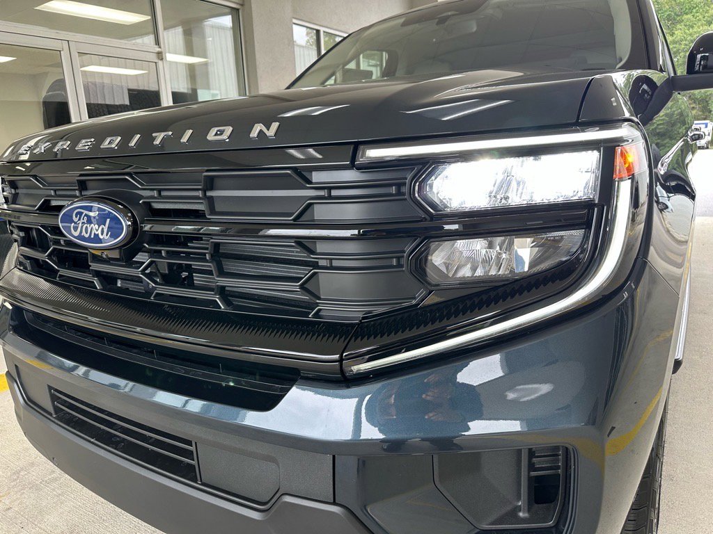 New 2025 Ford Expedition Active