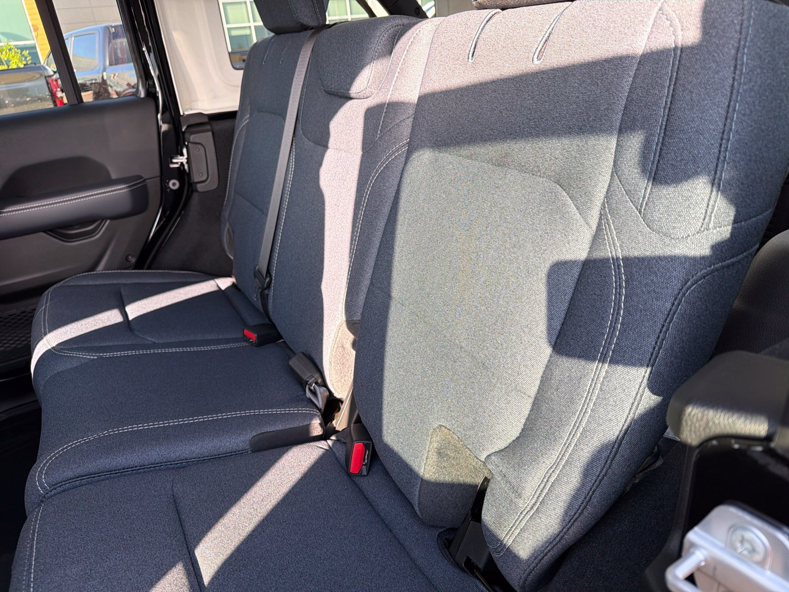 New 2026 Jeep Wrangler Unlimited Rubicon AWD/4WD image 18