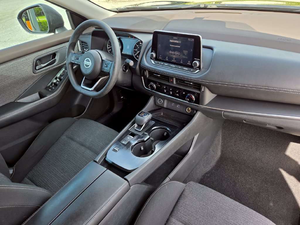 Used 2021 Nissan Rogue S FWD image 13