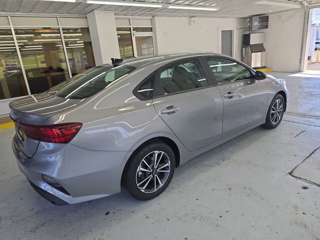 Certified 2024 Kia Forte LXS w/ LXS Technology Package FWD image 6