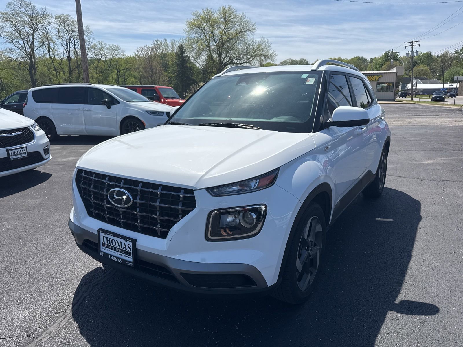 Used 2023 Hyundai Venue SEL w/ Cargo Package image 3